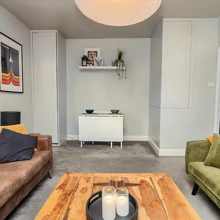 Apartment Modern 1-bed On Vibrant Gloucester Road Bristol