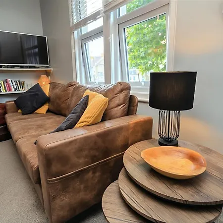 Apartment Modern 1-bed On Vibrant Gloucester Road Bristol