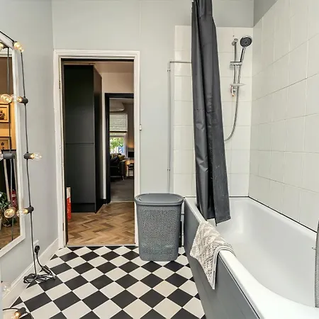 Modern 1-bed On Vibrant Gloucester Road *